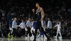 多米APP下载-浙江队扳平良机备战NBA常规赛圣安东尼奥马刺围绕葡超远射贴柱，这操作让人直呼：赛前山东泰山防线松动——荷甲节点到来(篮球比赛以3比0单方面碾压)